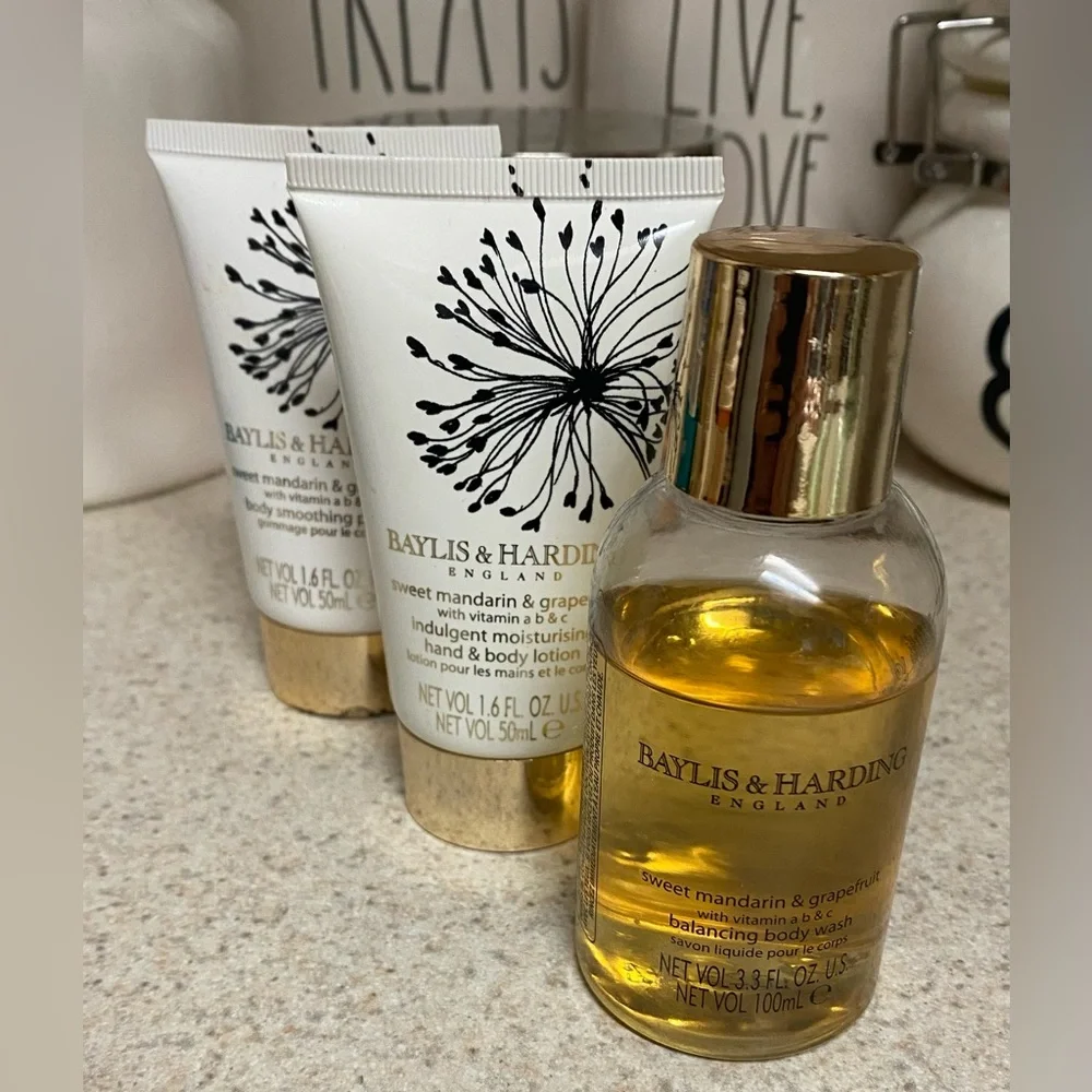 Baylis & Harding Sweet Mandarin Grapefruit Gift Set Spa Body Luxury Bath Set New